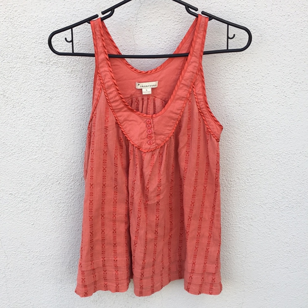 Twenty One adorable tank for summer